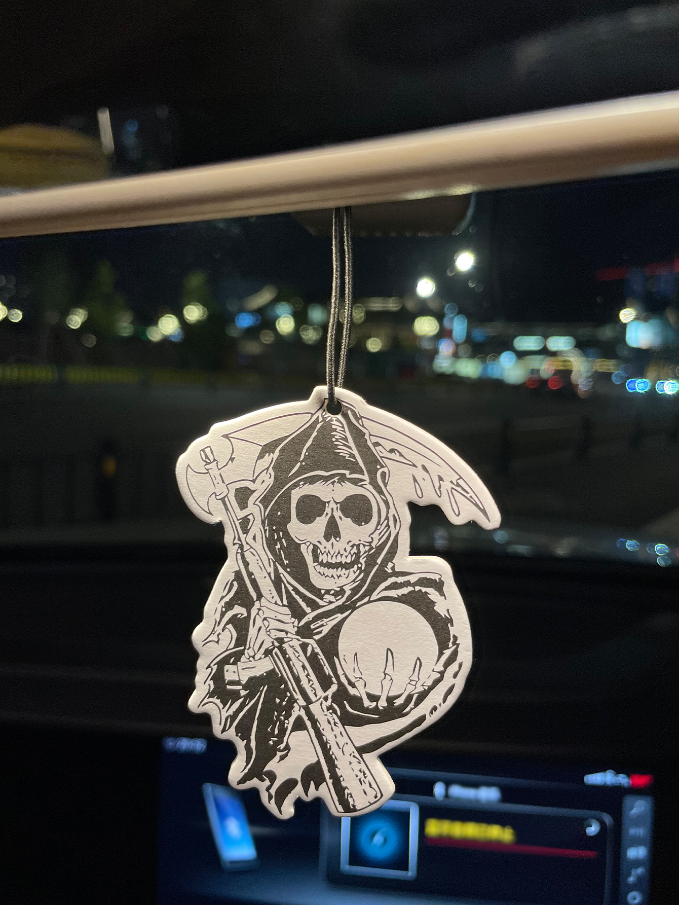 Skull, Hilton Fresh Scent Five - огляд і ціна Home Fragrance Use